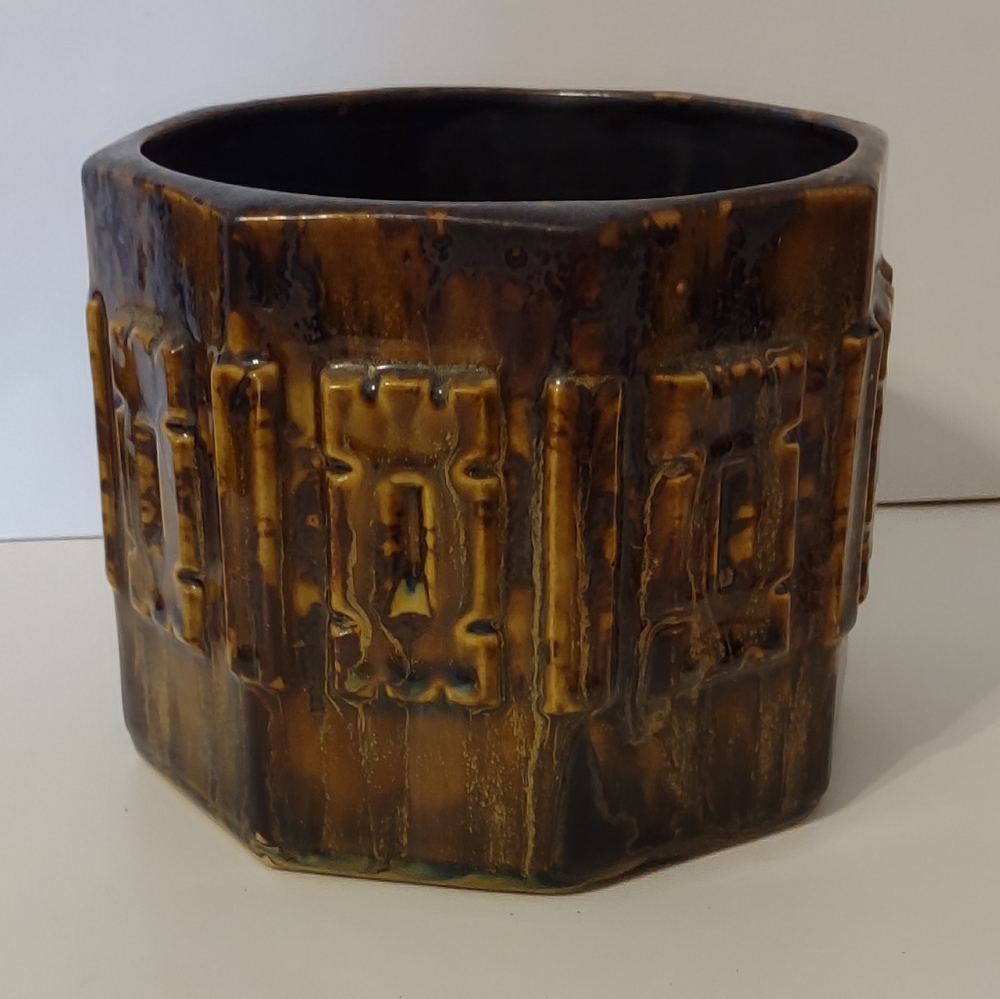 Vintage 1960s Dickmal "Chinese Tablet" Design Planter